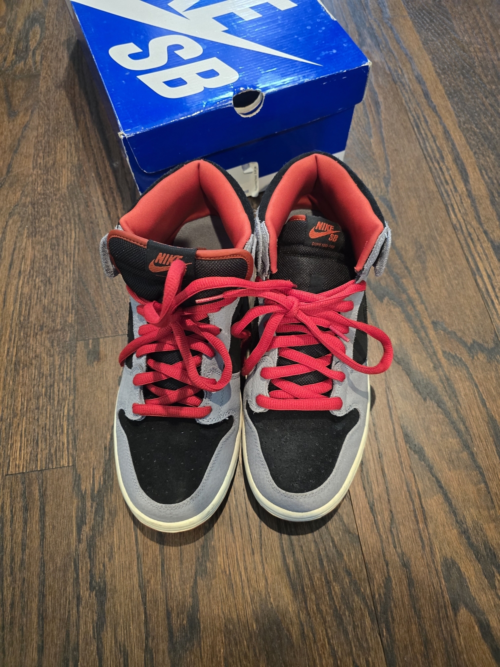 Nike Dunk Mid Pro SB Men's "Unsupreme"